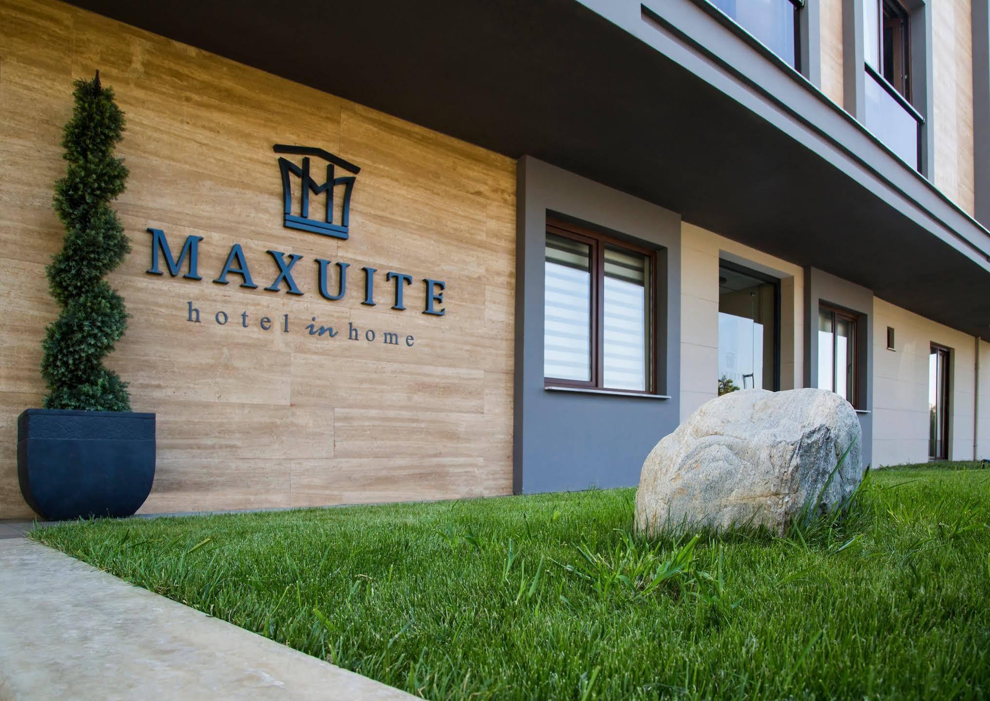 Maxuite Hotel In Home أكشاي المظهر الخارجي الصورة