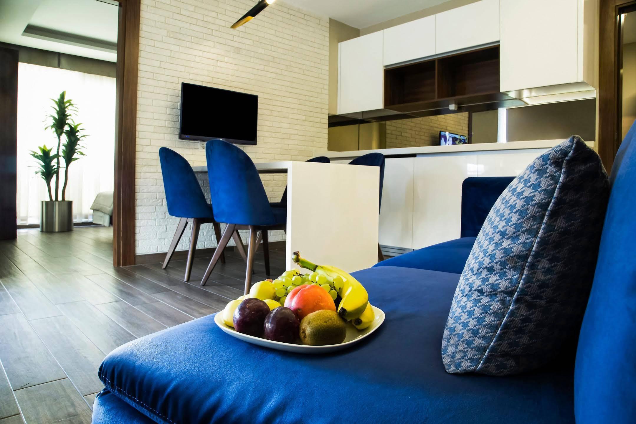Maxuite Hotel In Home أكشاي المظهر الخارجي الصورة